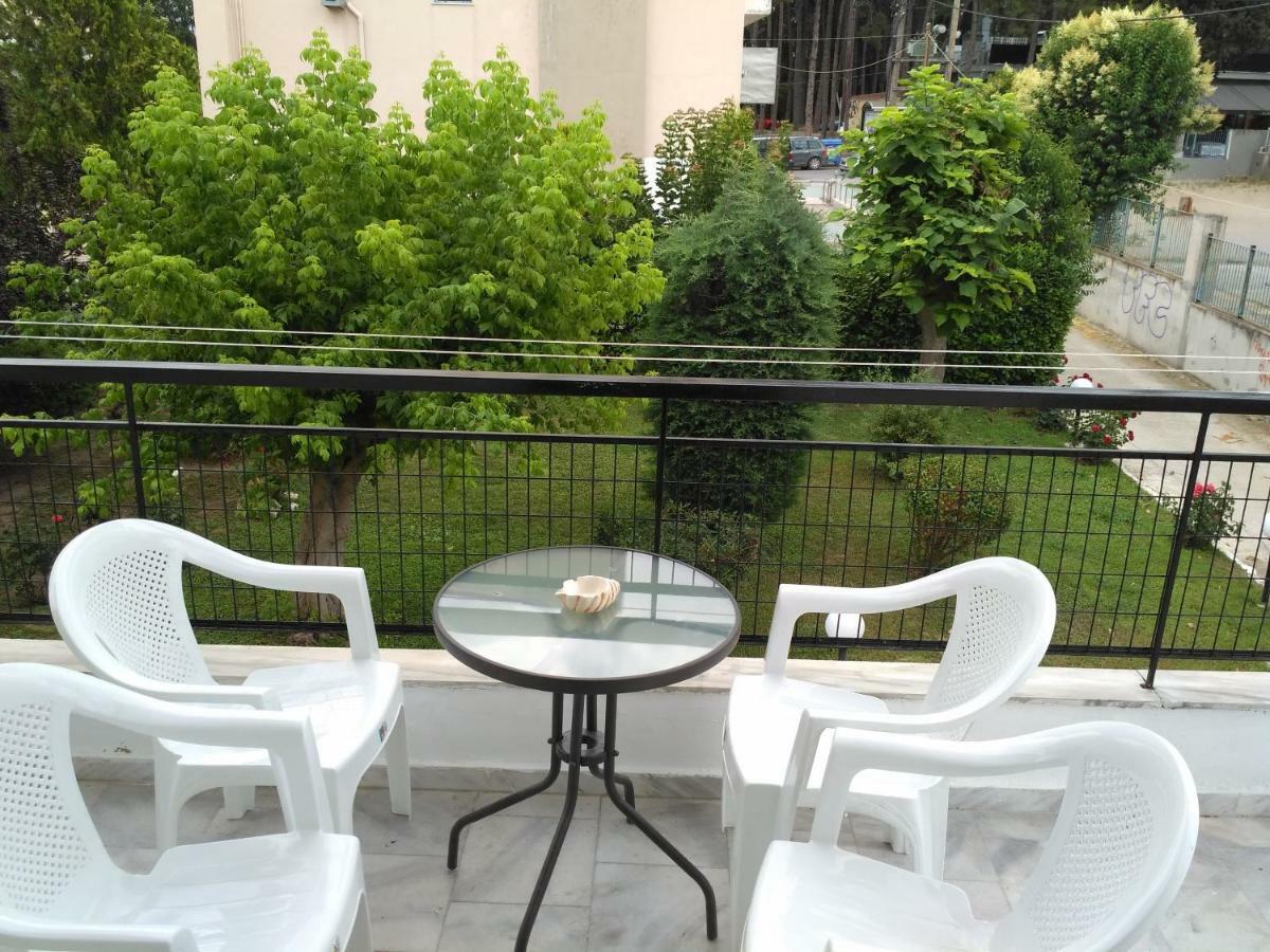 Cozy Apartment Peraia Exterior photo